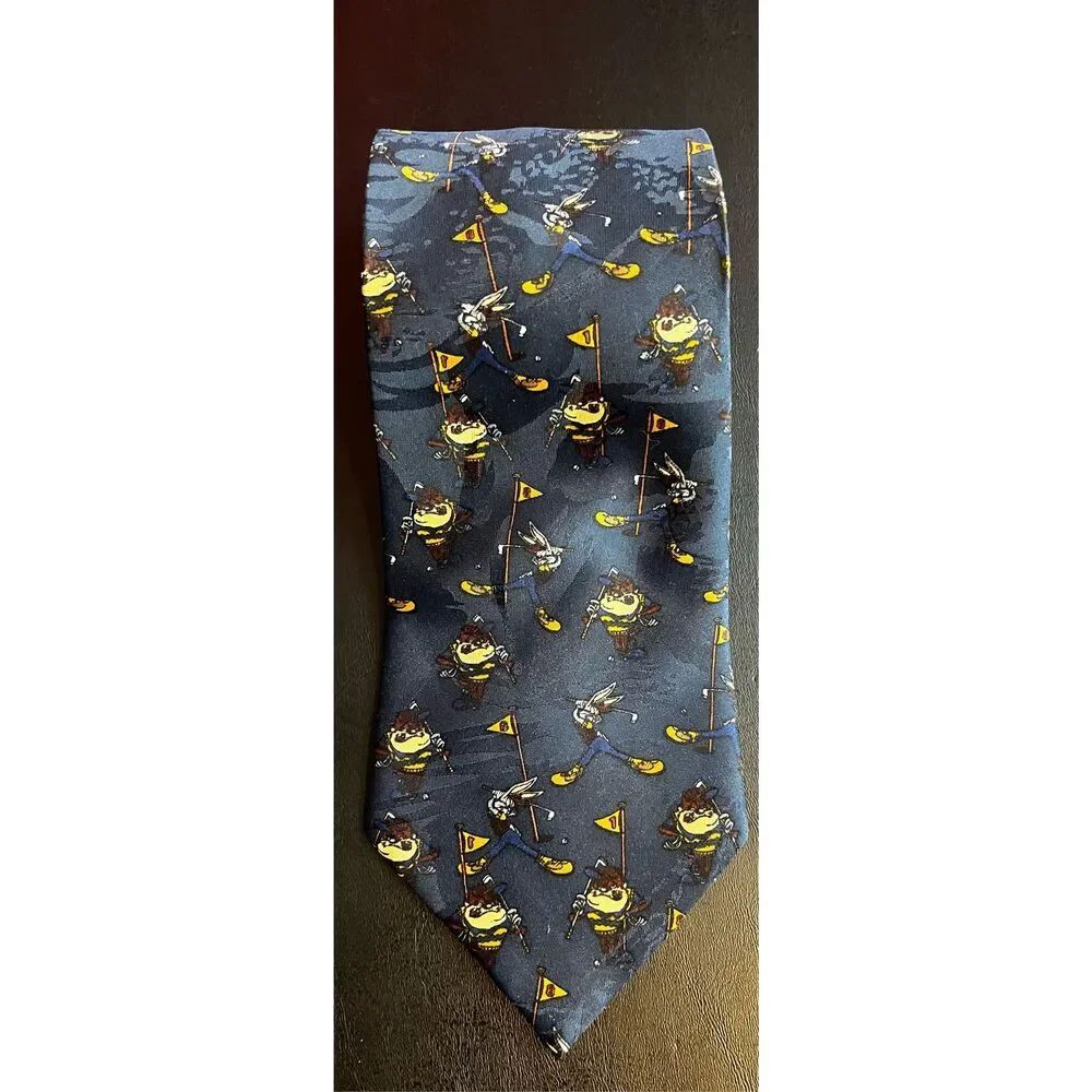 Loony Tunes Taz/Bugs golf print tie